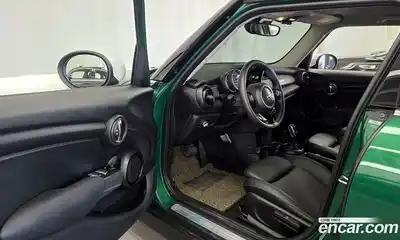 Mini Cooper 2020 1.5 гидро в Москве № 1620011, миниатюра 10