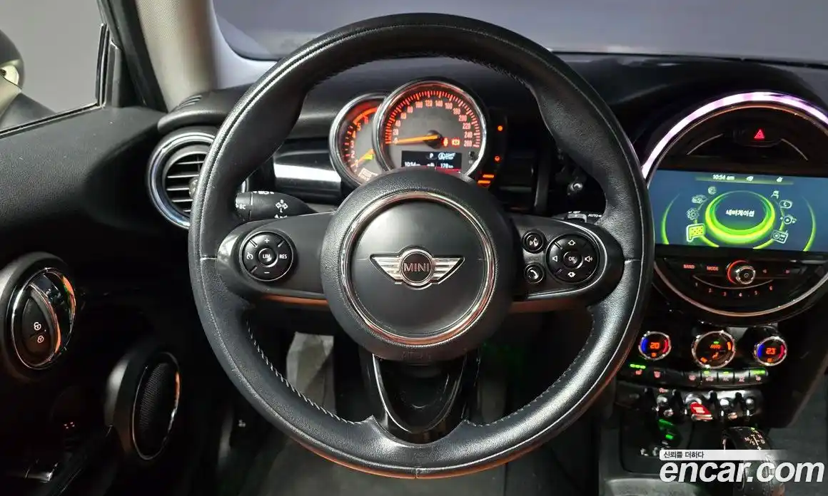 Mini Cooper 2014 1.5 гидро в Москве № 1622034, фото 13
