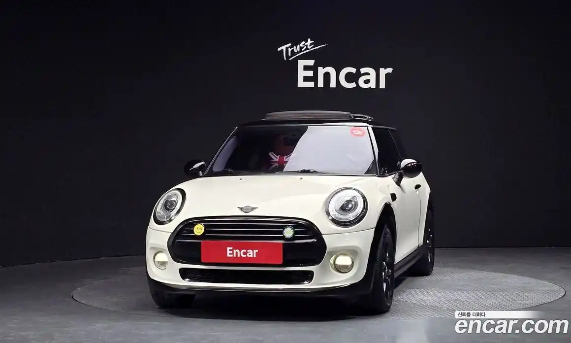 Mini Cooper 2014 1.5 гидро в Москве № 1622034, фото 3