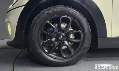 Mini Cooper 2014 1.5 гидро в Москве № 1622034, миниатюра 5