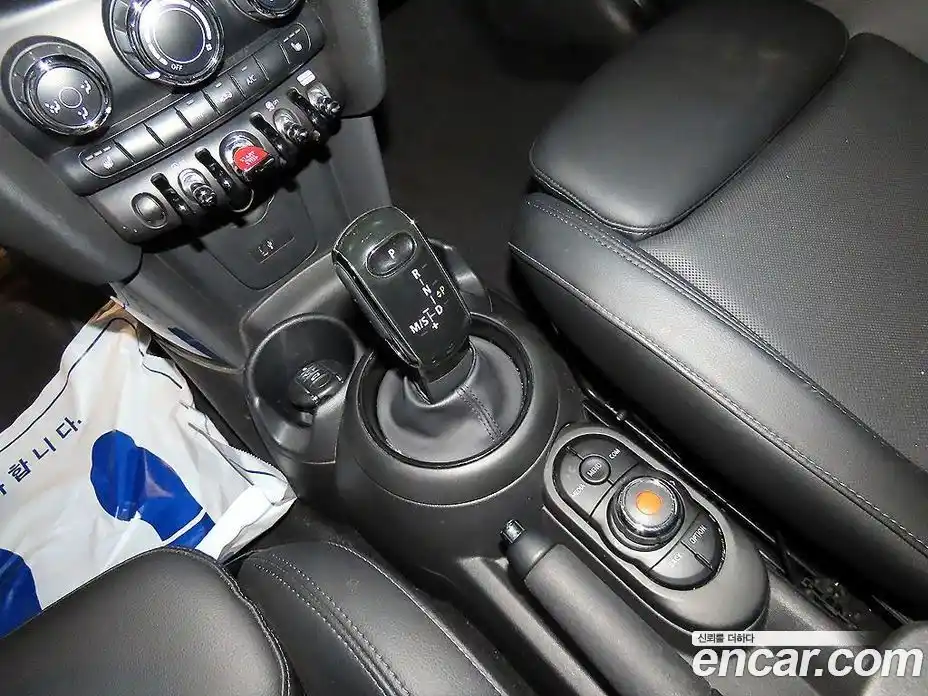Mini Cooper 2020 1.5 гидро в Москве № 1622292, фото 12