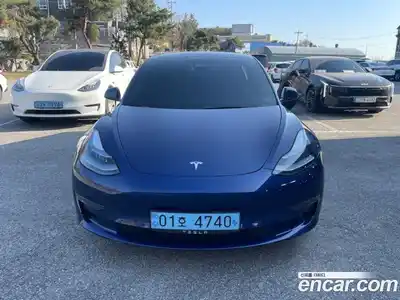 Tesla Model 3, 2022