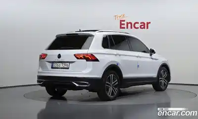 Volkswagen Tiguan 2022 2.0 гидро в Москве № 1623167, миниатюра 2