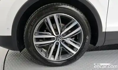 Volkswagen Tiguan 2022 2.0 гидро в Москве № 1623167, миниатюра 5