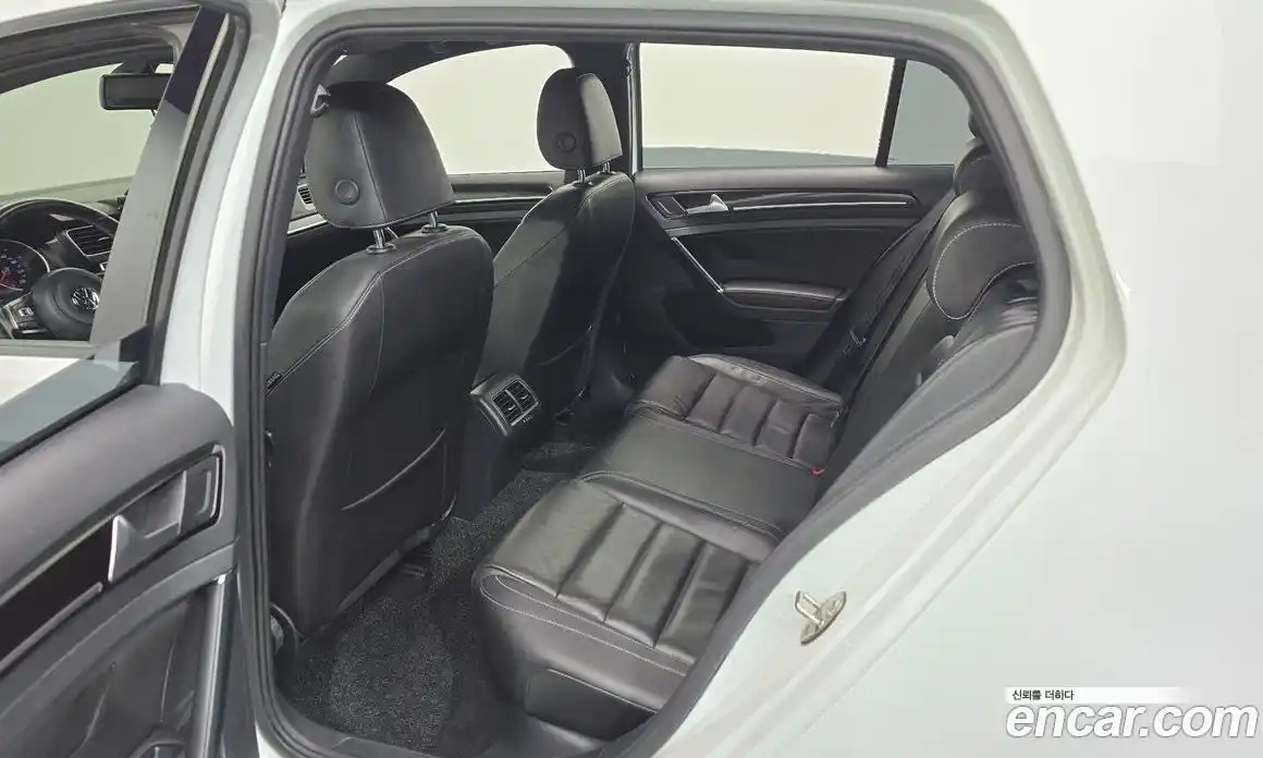 Volkswagen Golf 2015 2.0 гидро в Москве № 1623500, фото 11