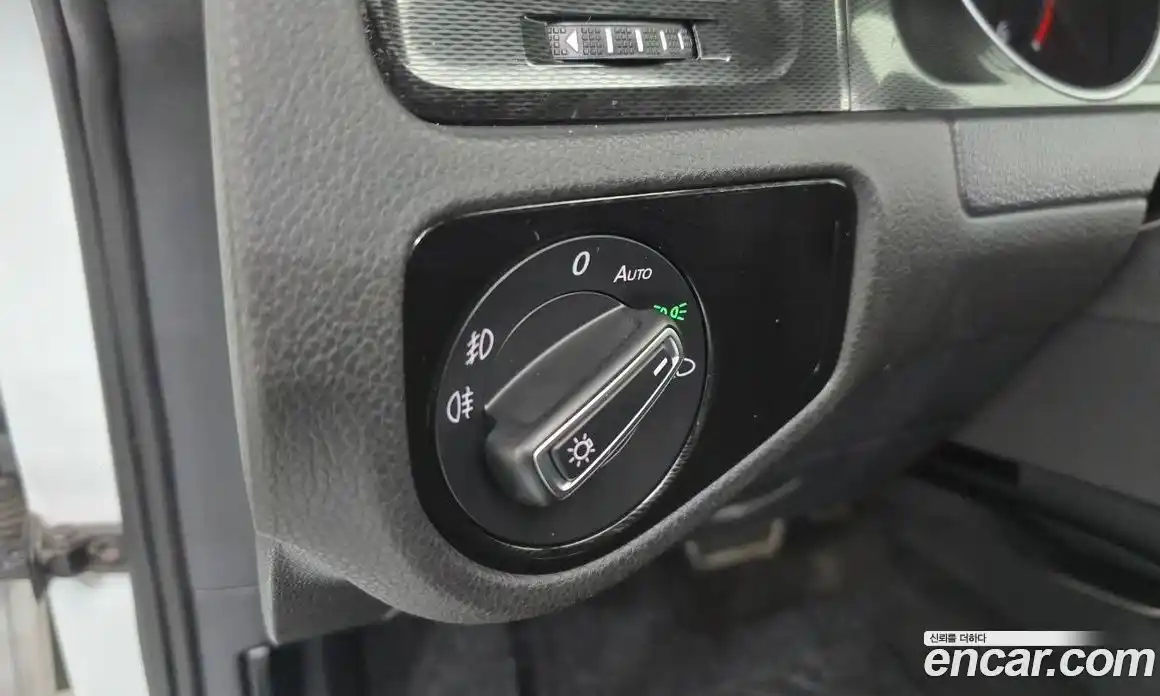 Volkswagen Golf 2015 2.0 гидро в Москве № 1623500, фото 17