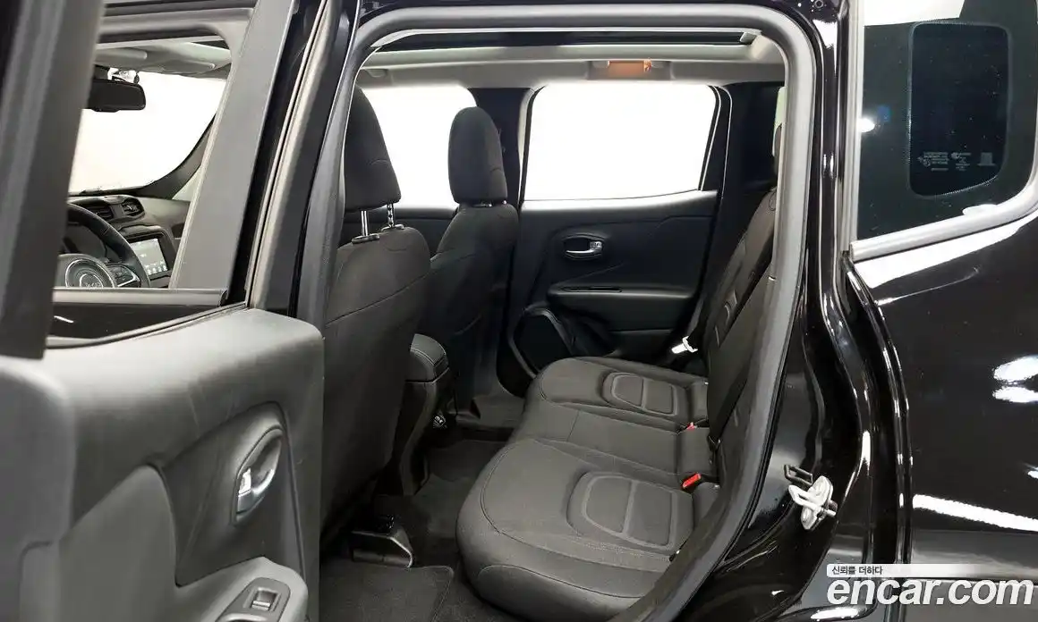 Jeep Renegade 2022 1.3 гидро в Москве № 1623813, фото 11