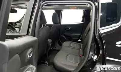 Jeep Renegade 2022 1.3 гидро в Москве № 1623813, миниатюра 11