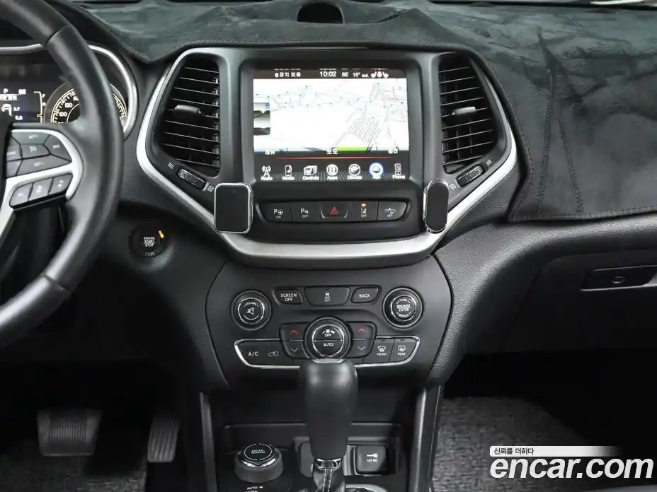 Jeep Cherokee 2018 2.4 гидро в Москве № 1624269, фото 14