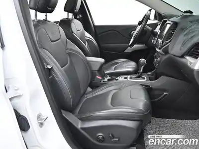 Jeep Cherokee 2018 2.4 гидро в Москве № 1624269, миниатюра 10