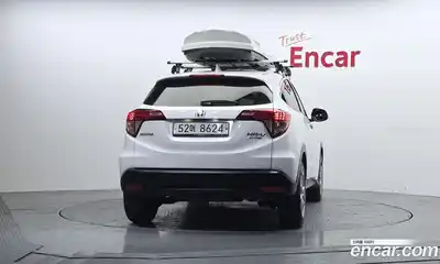 Honda HR-V 2017 1.8 гидро в Москве № 1624582, миниатюра 4