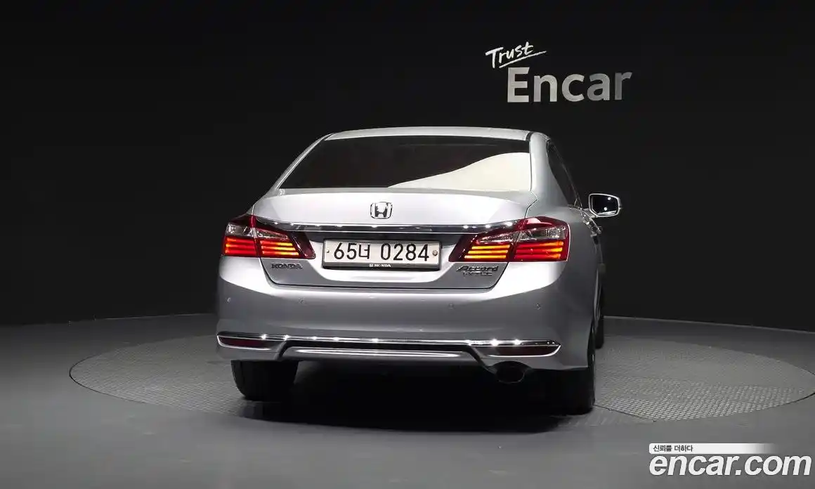 Honda Accord 2016 2.4 гидро в Москве № 1624618, фото 4
