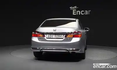 Honda Accord 2016 2.4 гидро в Москве № 1624618, миниатюра 4