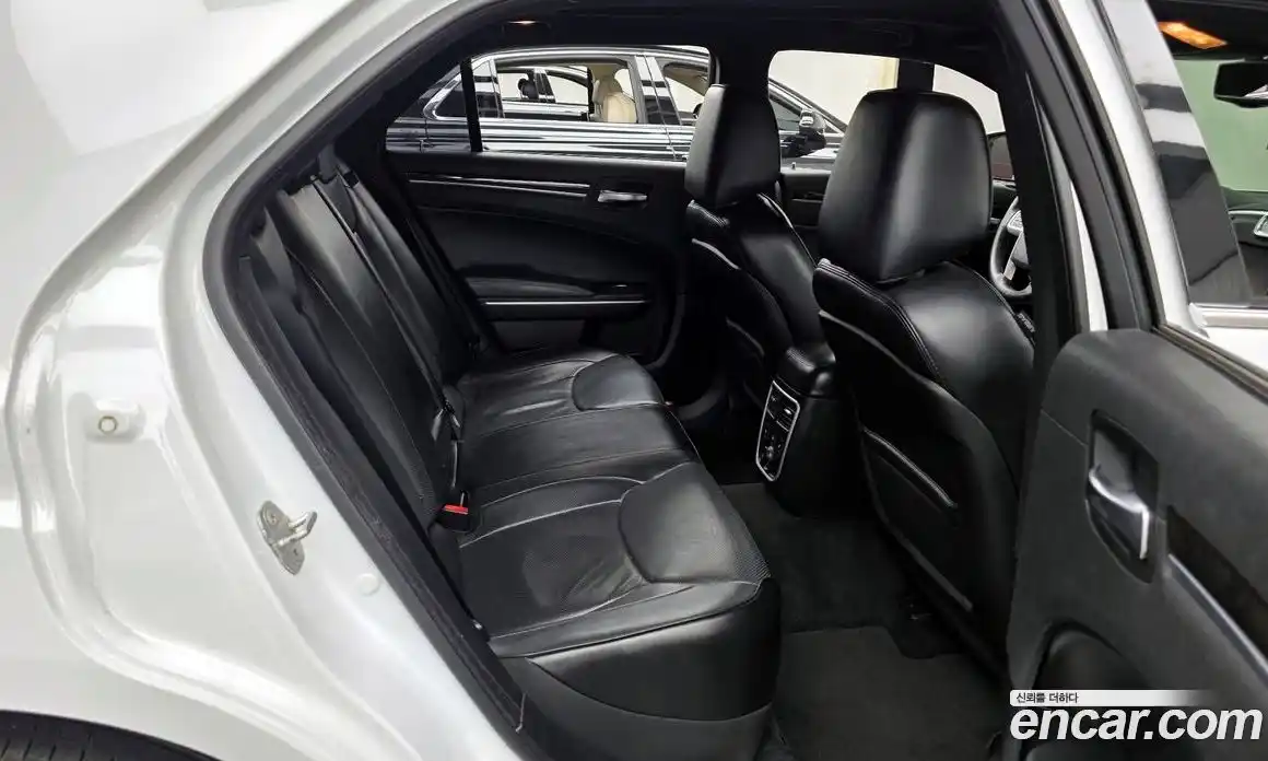 Chrysler 300C 2014 3.6 гидро в Москве № 1626077, фото 12