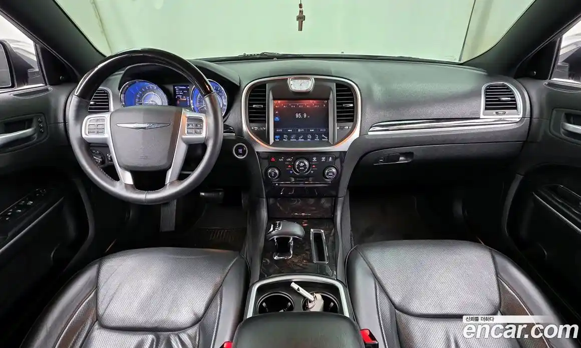 Chrysler 300C 2014 3.6 гидро в Москве № 1626077, фото 7