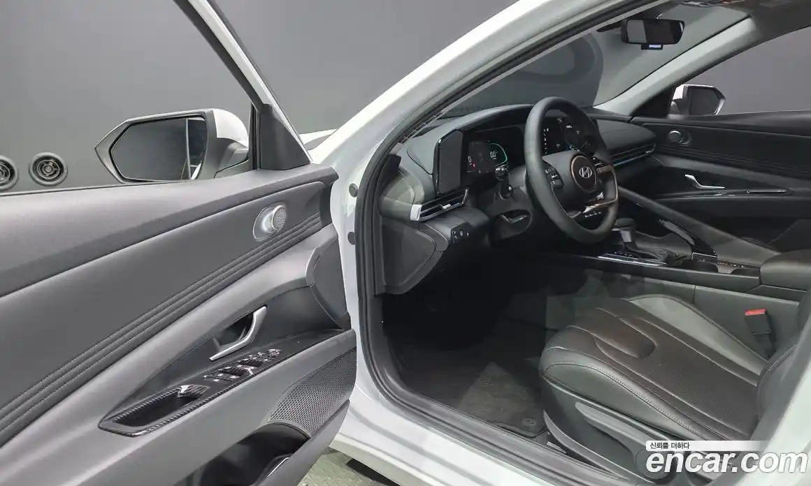 Hyundai Avante 2025 1.6 гидро в Москве № 1683524, фото 10
