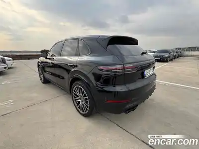 Porsche Cayenne 2023 3.0 гидро в Москве № 134982, миниатюра 2