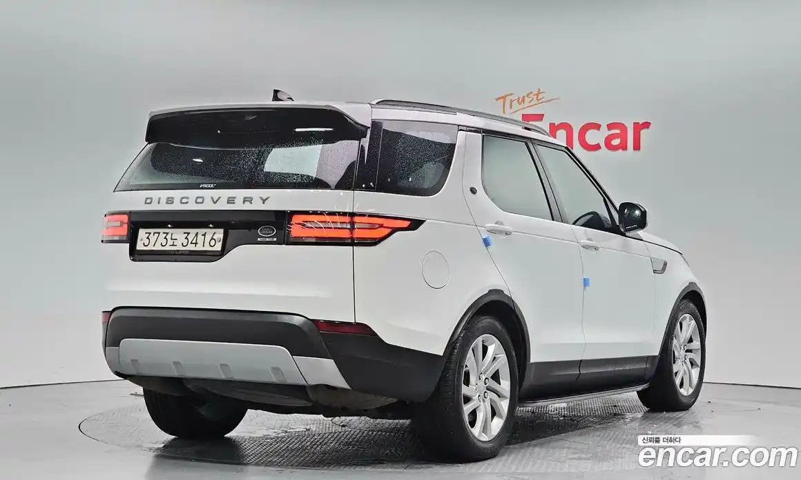 Land Rover Discovery 2017 3.0 гидро в Москве № 166702, фото 2