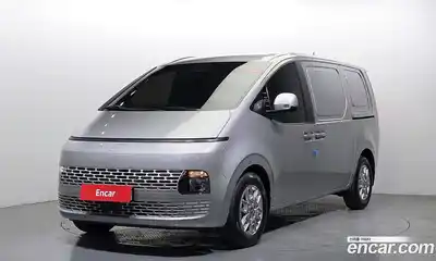 Hyundai Staria, 2025