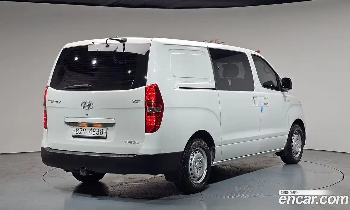 Hyundai Starex 2019 2.5 гидро в Москве № 1683721, фото 2