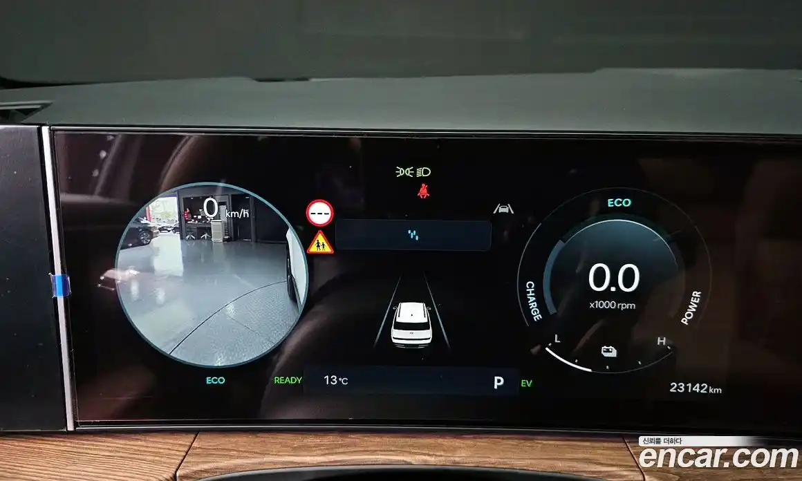 Hyundai Santa Fe 2024 1.6 гидро в Москве № 1683821, фото 8