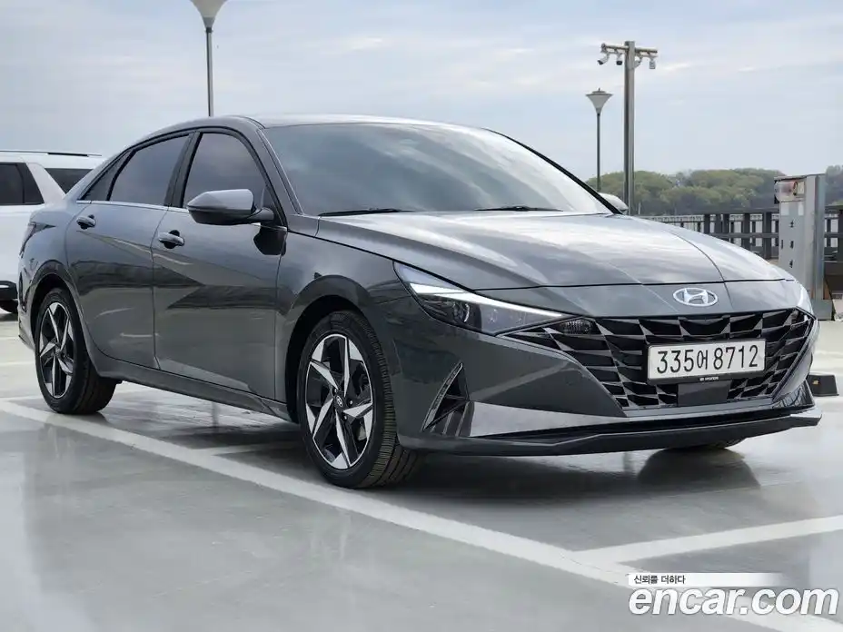Hyundai Avante 2021 1.6 гидро в Москве № 1683871, фото 2