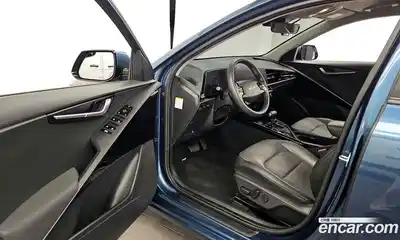 Kia Niro 2022 1.6 гидро в Москве № 1684829, миниатюра 10
