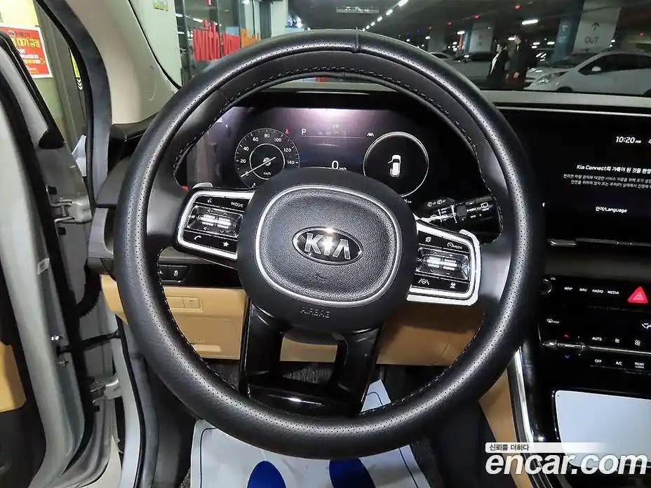 Kia Canival 2021 3.5 гидро в Москве № 1684987, фото 8