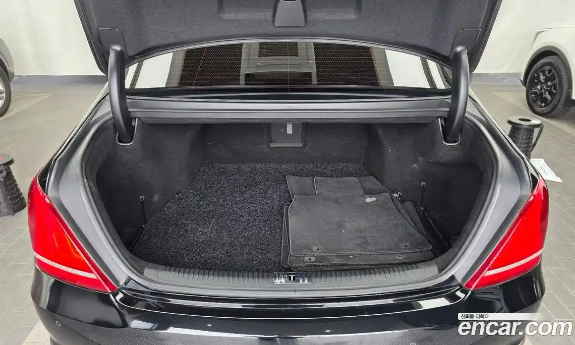 Genesis EQ900 2017 3.8 гидро в Москве № 1685360, фото 20