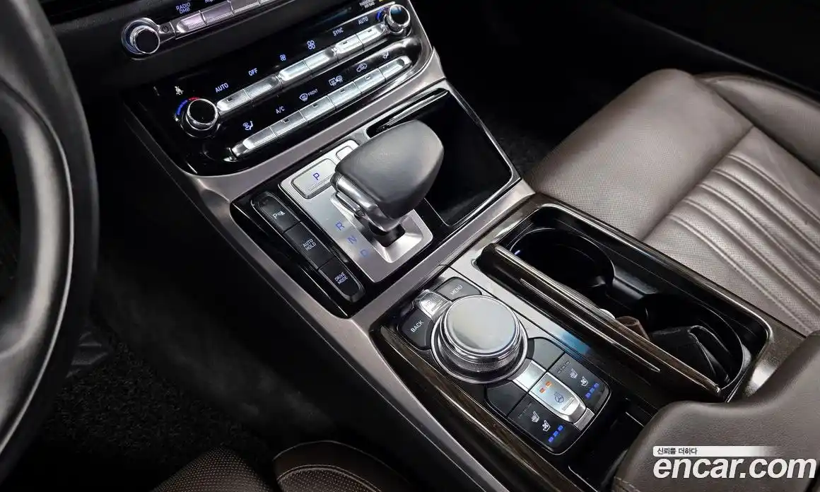 Genesis EQ900 2017 3.8 гидро в Москве № 1685360, фото 9