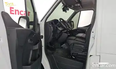 Renault Master 2024 2.3 механика в Москве № 1688081, миниатюра 10