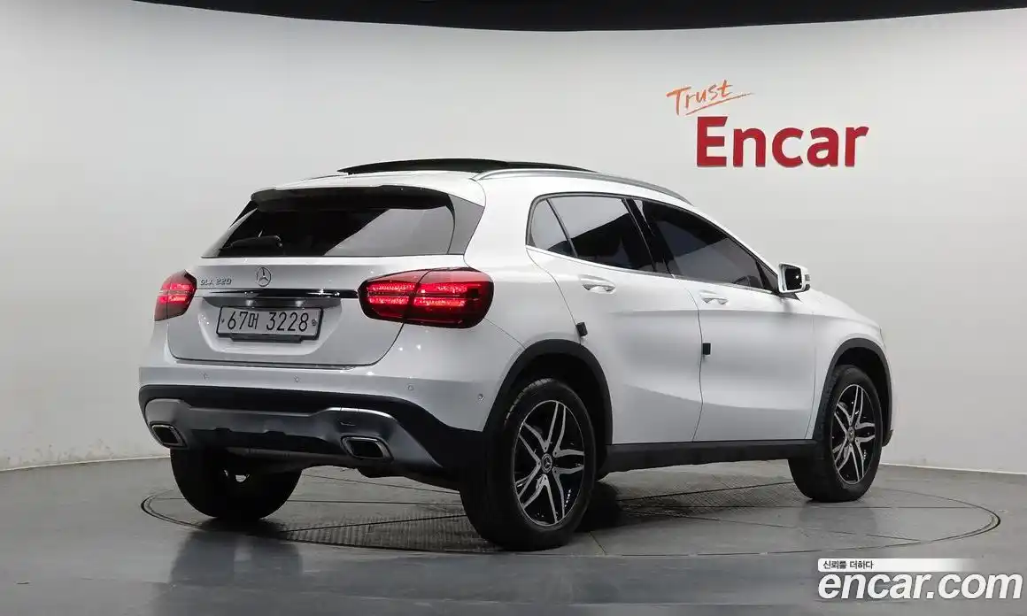 Mercedes-Benz GLA-Class 2019 2.0 гидро в Москве № 1689975, фото 2