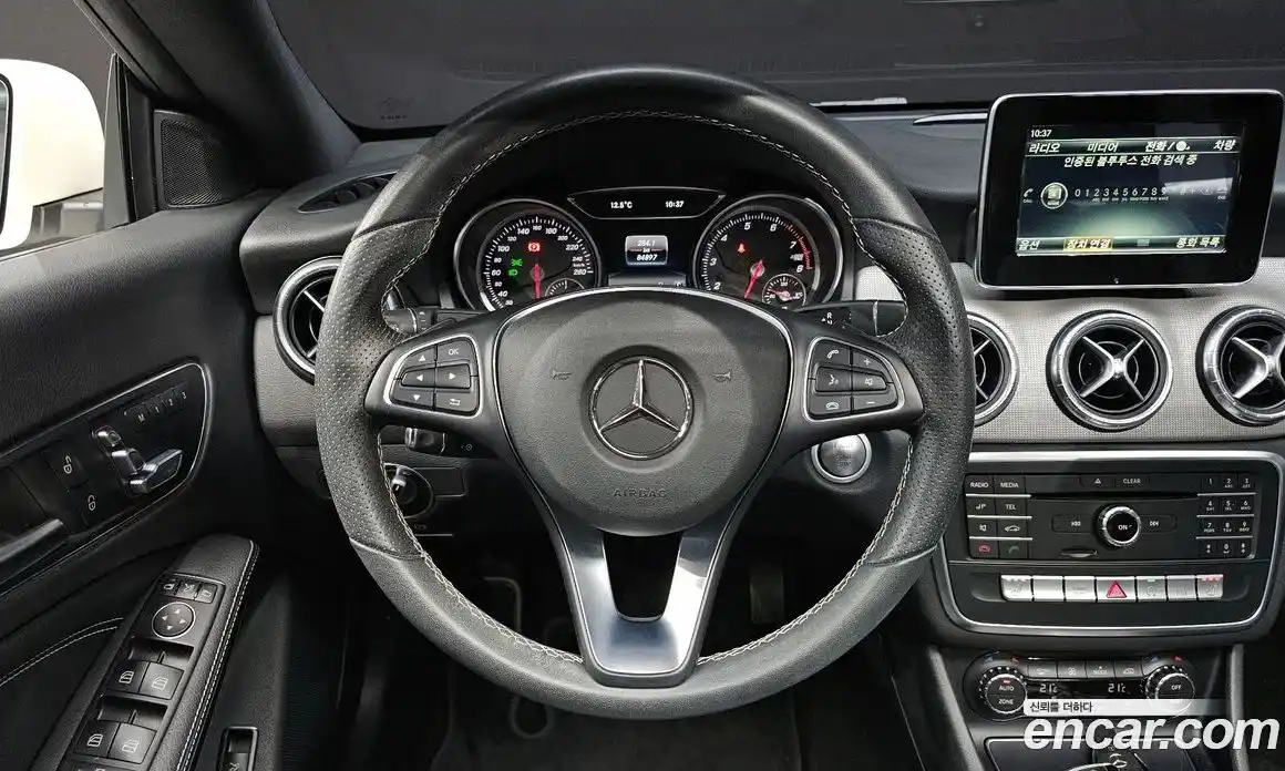 Mercedes-Benz CLA-Class 2016 2.0 гидро в Москве № 1690626, фото 12