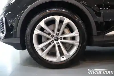 Audi Q7 2024 3.0 гидро в Москве № 1691333, миниатюра 5