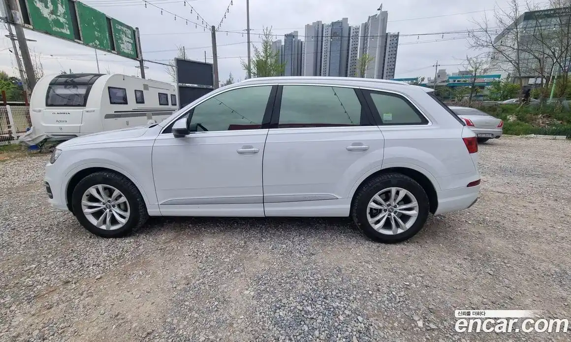 Audi Q7 2019 2.0 гидро в Москве № 1691407, фото 3