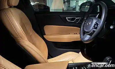 Volvo V60 2021 2.0 гидро в Москве № 1691478, миниатюра 6