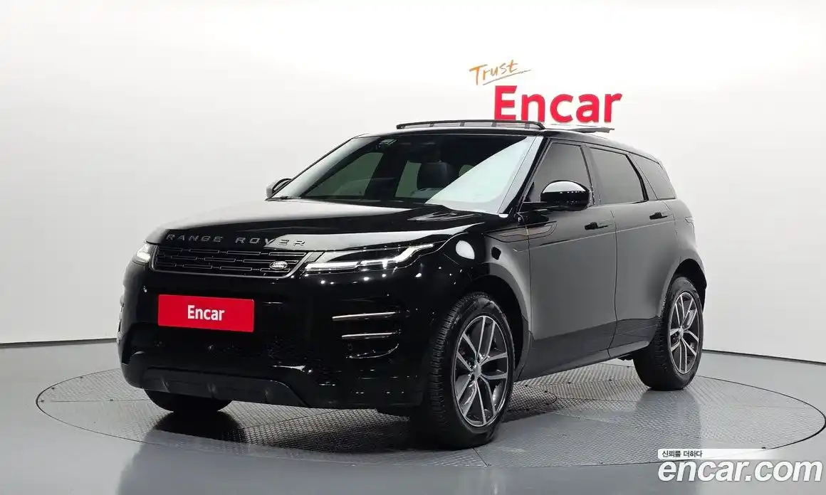 Land Rover Range-Rover Evoque 2025 2.0 гидро в Москве № 1691867, фото 1
