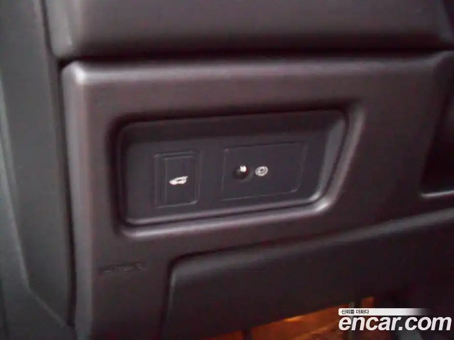 Land Rover Discovery Sport 2016 2.0 гидро в Москве № 1692052, фото 14