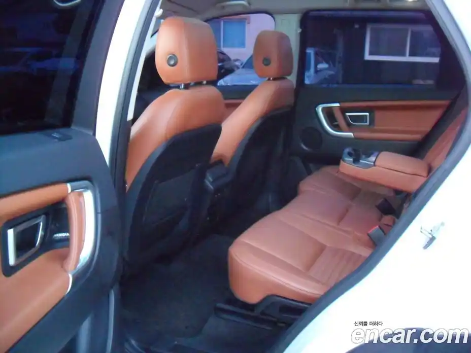 Land Rover Discovery Sport 2016 2.0 гидро в Москве № 1692052, фото 9