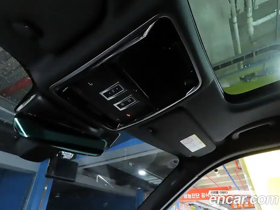 Land Rover Range-Rover Velar 2019 2.0 гидро в Москве № 1692111, фото 14
