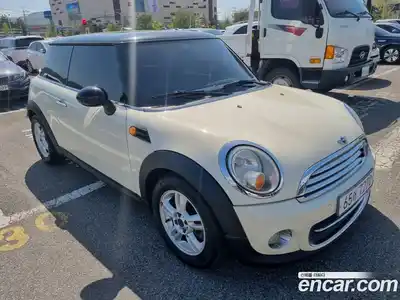 Mini Cooper, 2010