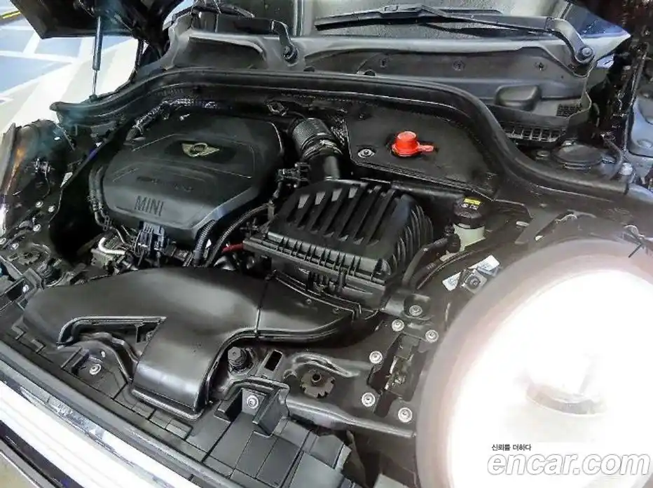 Mini Cooper 2015 1.5 гидро в Москве № 1692659, фото 18