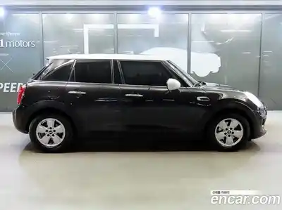 Mini Cooper 2015 1.5 гидро в Москве № 1692659, миниатюра 3