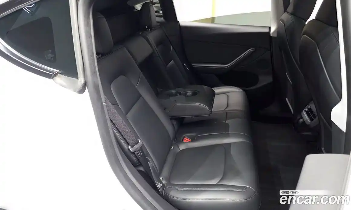 Tesla Model Y 2024 0.2 гидро в Москве № 1692704, фото 11