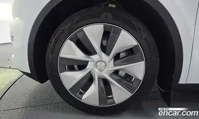 Tesla Model Y 2024 0.2 гидро в Москве № 1692704, миниатюра 4