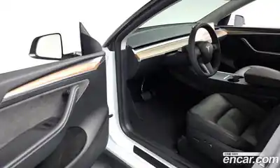 Tesla Model Y 2024 0.2 гидро в Москве № 1692704, миниатюра 9