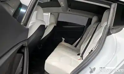 Tesla Model 3 2022 0.2 гидро в Москве № 1692780, миниатюра 12