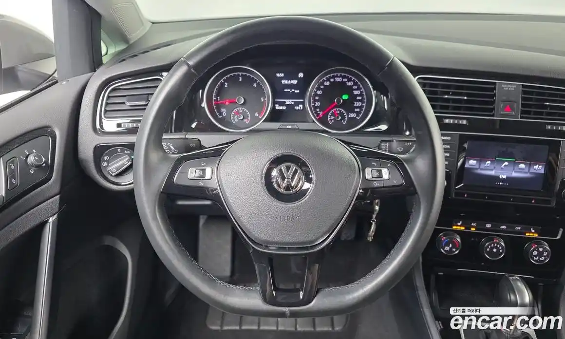 Volkswagen Golf 2015 1.6 гидро в Москве № 1693338, фото 13