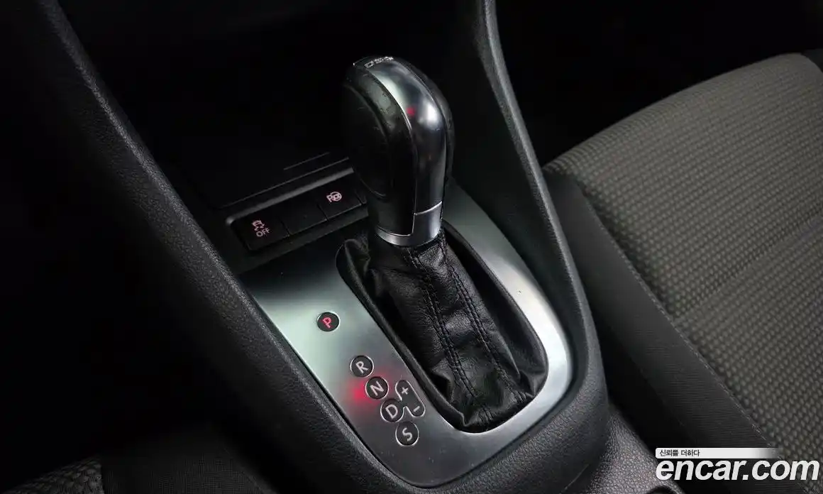 Volkswagen Golf 2012 1.4 гидро в Москве № 1693419, фото 9