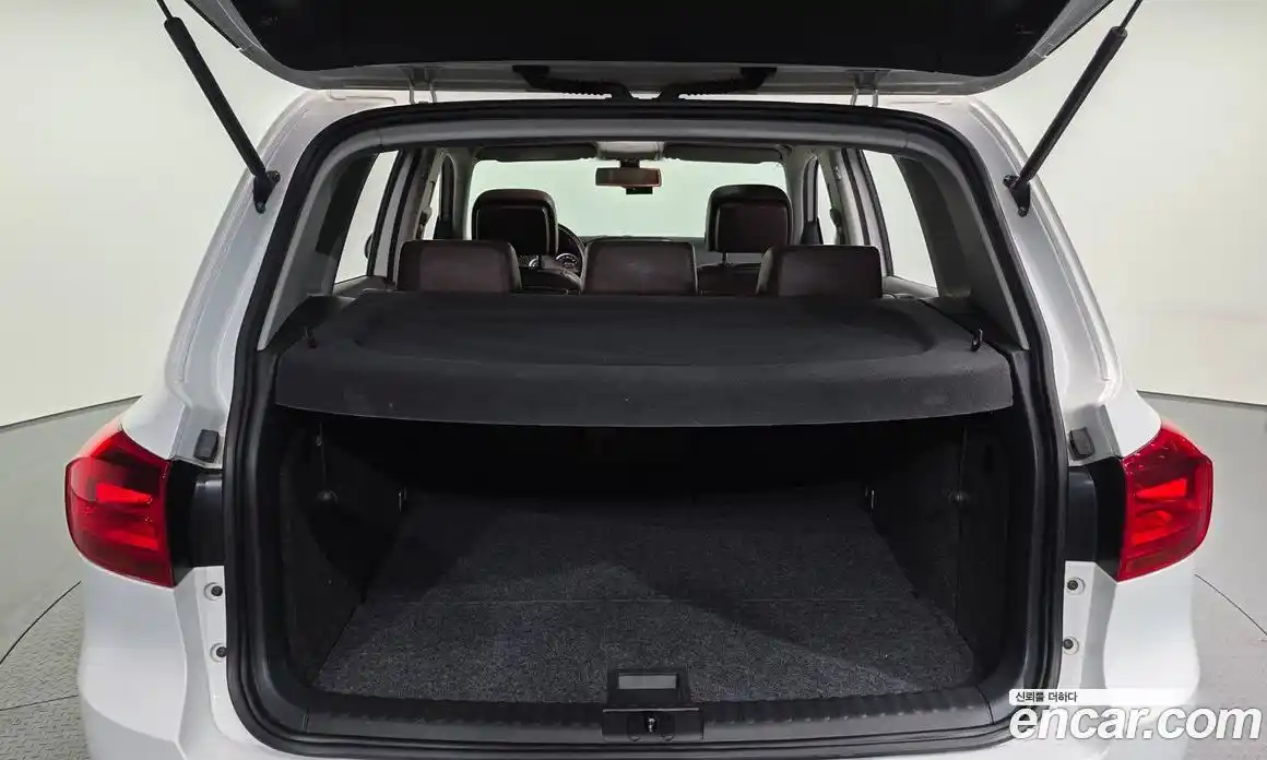 Volkswagen Tiguan 2016 2.0 гидро в Москве № 1693422, фото 20